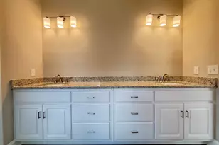 1425 Laburnum Dr, Columbia, SC 29205 - Photo 11