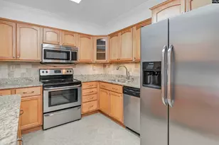 1825 St Julian 18-L, Columbia, SC 29204 - Photo 7