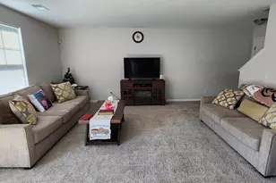 210 Carriagebrook Cir, Camden, SC 29020 - Photo 15