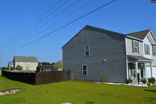 210 Carriagebrook Cir, Camden, SC 29020 - Photo 5