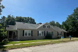 140 8th St, Winnsboro, SC 29180 - Photo 3