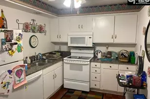 1825 St Julian Pl 6B, Columbia, SC 29204 - Photo 9