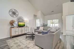 352 Acorn St, Sumter, SC 29154 - Photo 5