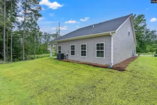 102 Harmon Rd, Hopkins, SC 29061 - Photo 5