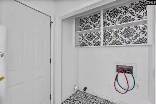 1901 Woodtrail Dr, Gaston, SC 29053 - Photo 9