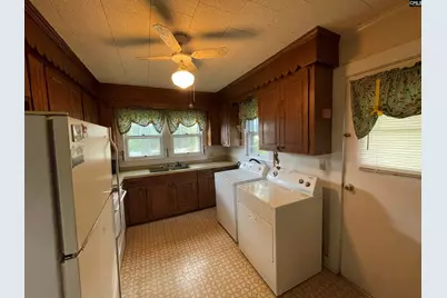 404 N Jennings Street, Saluda, SC 29138 - Photo 7