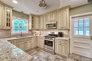 4721 Kilbourne Rd, Columbia, SC 29206 - Photo 13