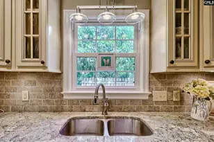 4721 Kilbourne Rd, Columbia, SC 29206 - Photo 17