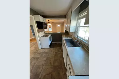 725 Brooks Avenue, West Columbia, SC 29169 - Photo 3