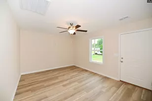 1611 Wheat St, Sumter, SC 29154 - Photo 5