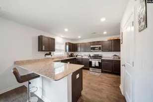 336 Crooked Pne Ct, Hopkins, SC 29061 - Photo 9