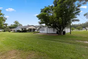 640 Stanley Cir, Darlington, SC 29532 - Photo 35