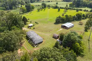 320 Hunter Rd, Greenwood, SC 29646 - Photo 9