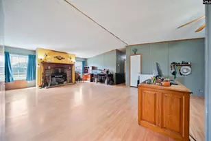 320 Hunter Rd, Greenwood, SC 29646 - Photo 11