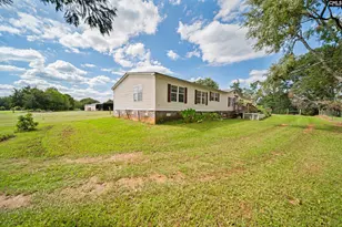 320 Hunter Rd, Greenwood, SC 29646 - Photo 27