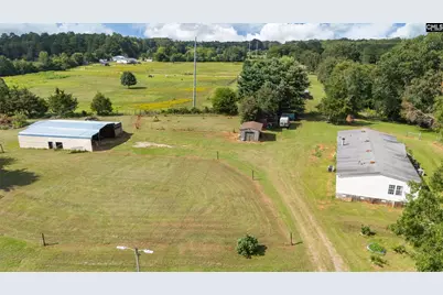 320 Hunter Road, Greenwood, SC 29646 - Photo 3