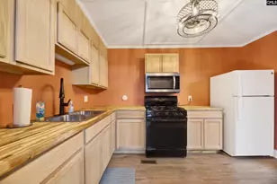 142 Whaley St, Orangeburg, SC 29115 - Photo 17