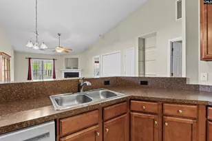 121 Tennis View Ct, Lexington, SC 29073 - Photo 9