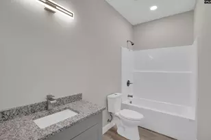 430A Old Plantation Dr, West Columbia, SC 29172 - Photo 15