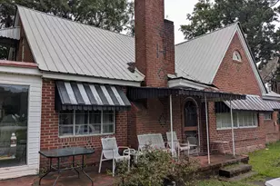 1608 S Fifth St, Hartsville, SC 29550 - Photo 1