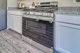 712 Samantha St, West Columbia, SC 29170 - Photo 13