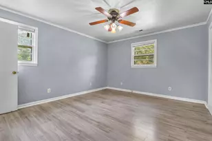 304 Wilson St, Sumter, SC 29150 - Photo 17