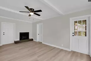 2135 Mockingbird Rd, Columbia, SC 29204 - Photo 13