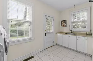 2329 Wilmot Ave, Columbia, SC 29205 - Photo 5