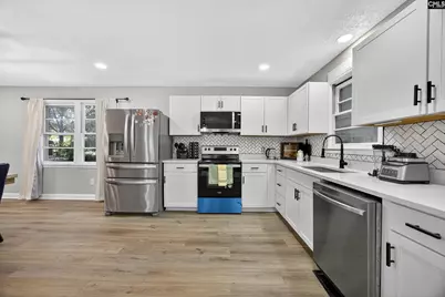 2518 Stonehenge Drive, Cayce, SC 29033 - Photo 9