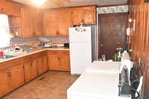 225 Boundary St, Newberry, SC 29108 - Photo 7