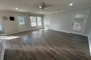 254 Montclaire Cir, West Columbia, SC 29170 - Photo 5