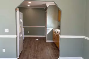 254 Montclaire Cir, West Columbia, SC 29170 - Photo 9