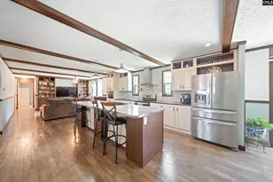 556 Crystal Springs St, Lexington, SC 29073 - Photo 5