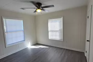 1137 Allen St, Cayce, SC 29033 - Photo 9