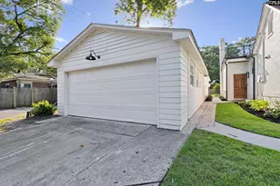 3726 Blossom St, Columbia, SC 29205 - Photo 39