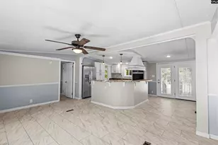 573 Canasta Dr, Gilbert, SC 29054 - Photo 5