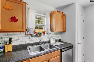 105 Saskatoon Dr, Hopkins, SC 29061 - Photo 9