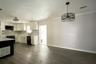 2032 Pinewood St, Cayce, SC 29033 - Photo 11