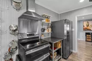 808 Buckingham Rd, Columbia, SC 29205 - Photo 11