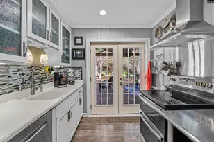 808 Buckingham Rd, Columbia, SC 29205 - Photo 9