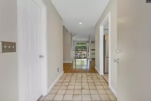 1 Gardenwood Ct, Columbia, SC 29209 - Photo 3