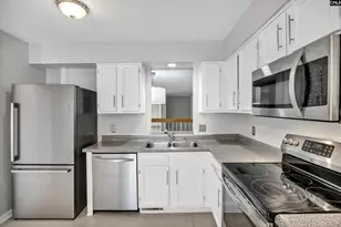 1 Gardenwood Ct, Columbia, SC 29209 - Photo 15