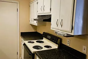 721 Deerwood Street G, Columbia, SC 29205 - Photo 11