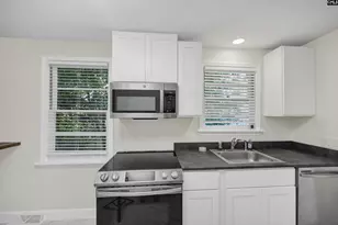 1408 Northland Dr, Cayce, SC 29033 - Photo 11