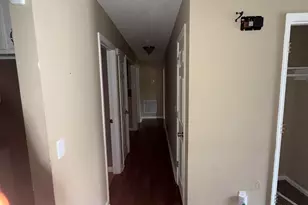 709 Meadowlake Dr, Columbia, SC 29203 - Photo 5