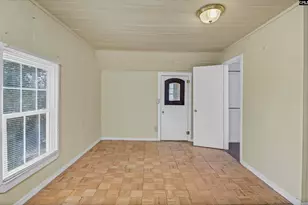 304 Hudson St, West Columbia, SC 29169 - Photo 43