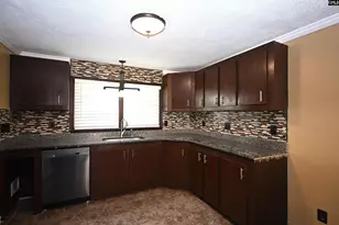 525 Smith's Market Rd, Columbia, SC 29212 - Photo 11