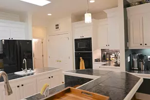 208 Beauclaire Dr, Lexington, SC 29072 - Photo 15