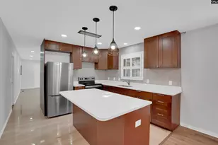 107 Barnett Dr, Bishopville, SC 29010 - Photo 11