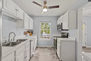 2010 Camp Creek Cir, Elgin, SC 29045 - Photo 7